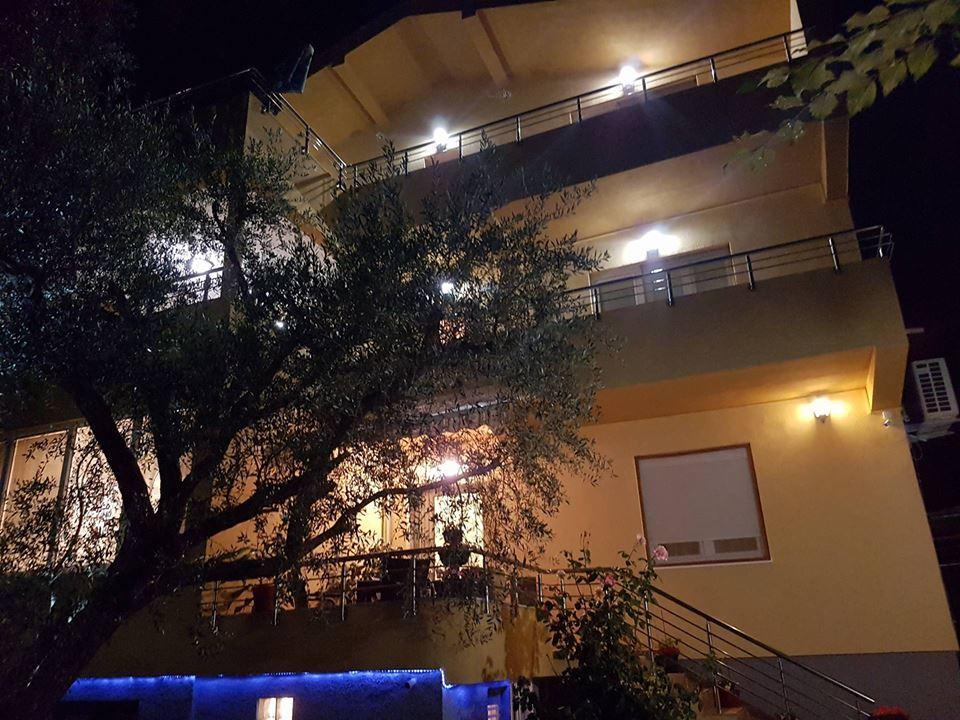 Apartment Panorama Kotor Luaran gambar