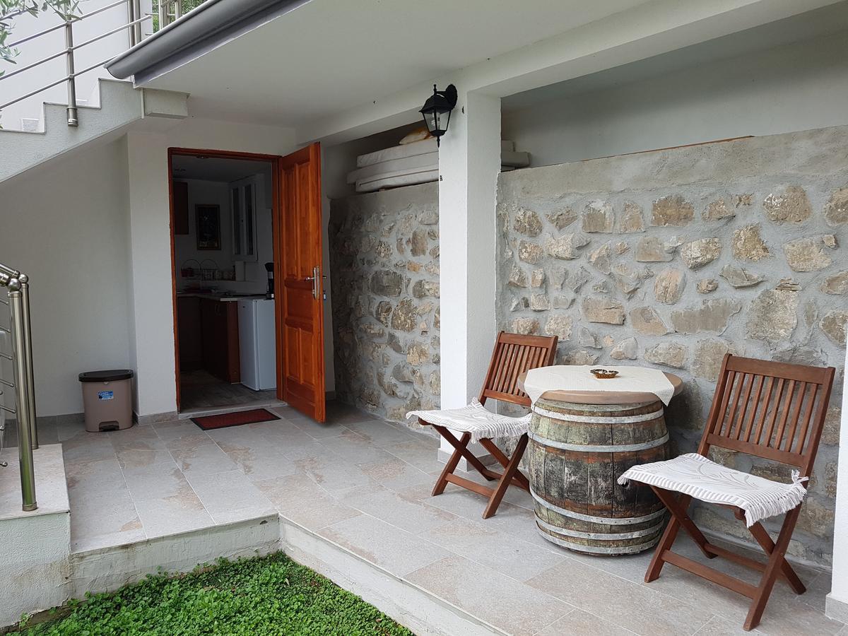 Apartment Panorama Kotor Luaran gambar