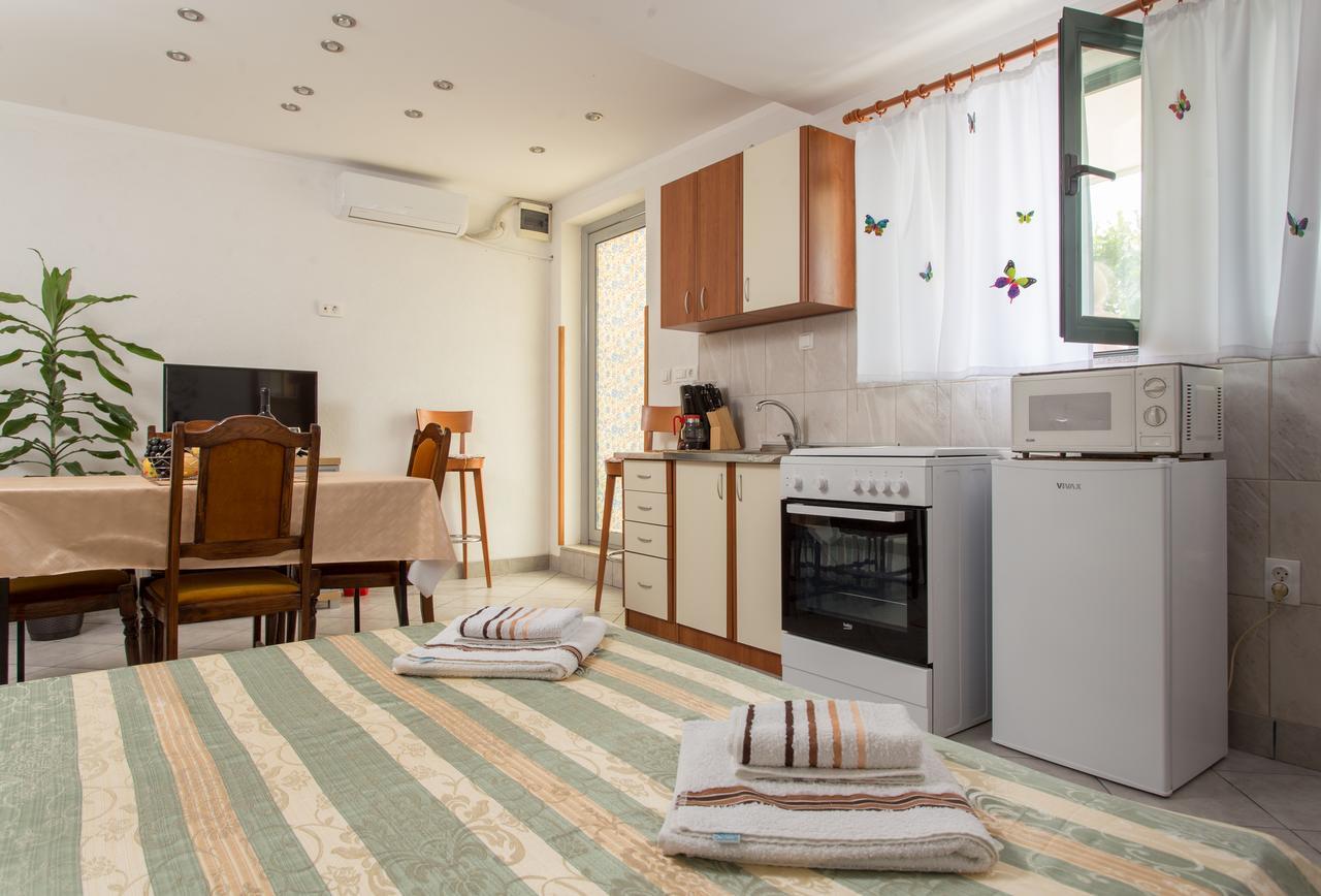 Apartment Panorama Kotor Luaran gambar
